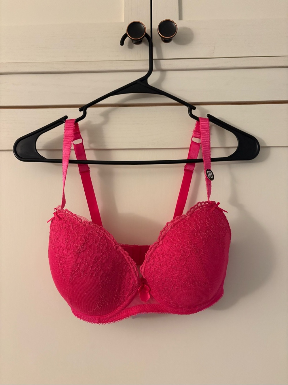 New with Tag 32DD Magenta Pink Lacey Bra